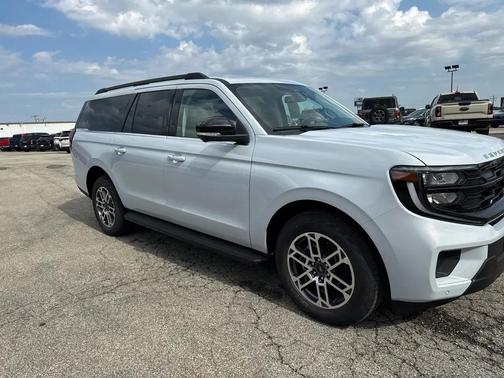 Space Silver Metallic 2026 Ford Expedition Max Active 4x4
