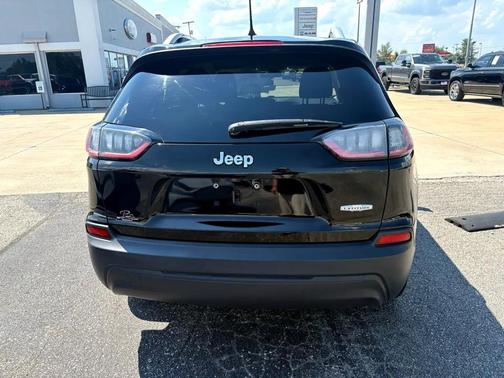 2020 Jeep Cherokee Latitude