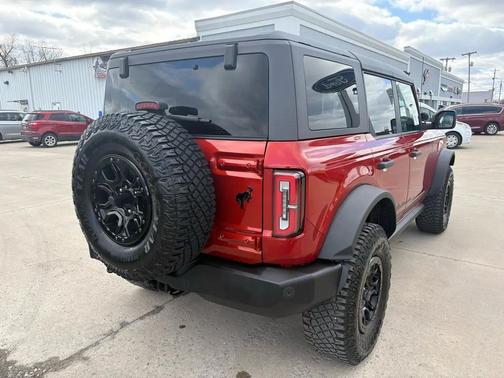 2022 Ford Bronco Black Diamond