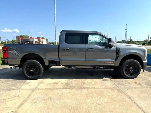 2025 Ford F-250 Lariat
