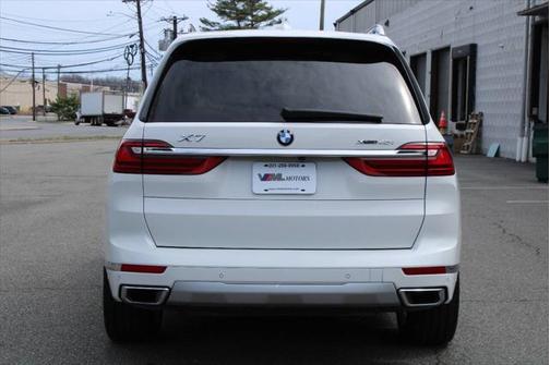2022 BMW X7 xDrive40i