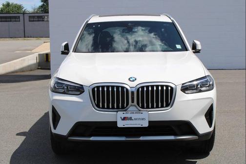 White 2023 BMW X3 xDrive30i
