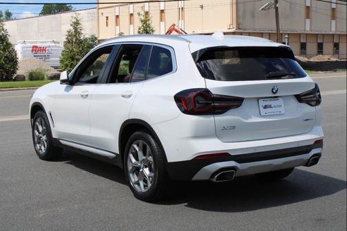 White 2023 BMW X3 xDrive30i