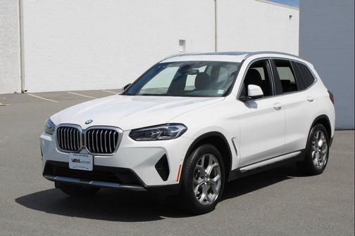 White 2023 BMW X3 xDrive30i