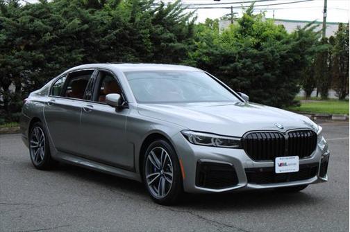 2022 BMW 750 i xDrive