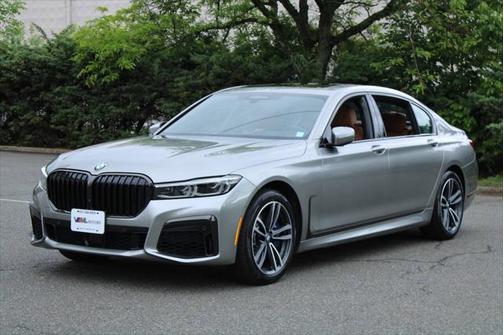 2022 BMW 750 i xDrive