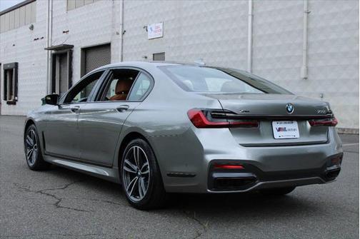 2022 BMW 750 i xDrive