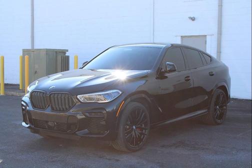 2023 BMW X6 xDrive40i