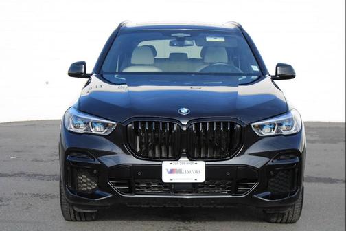 2023 BMW X5 M50i