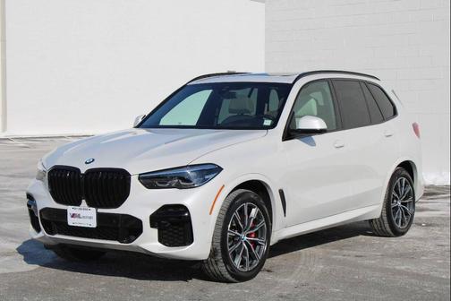 2023 BMW X5 M50i