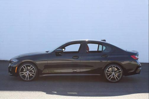 2022 BMW 330 xDrive