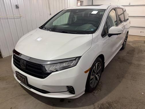 Platinum White Pearl 2023 Honda Odyssey Touring