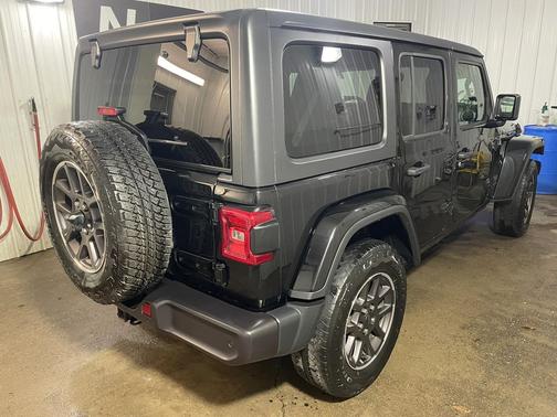 2021 Jeep Wrangler Unlimited 80th Anniversary 4x4