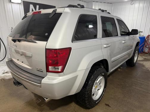 2006 Jeep Grand Cherokee Overland