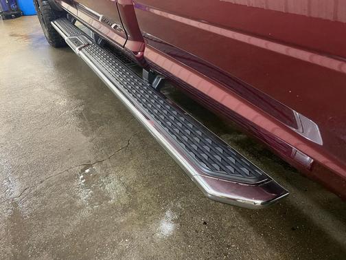 2021 RAM 2500 Big Horn Crew Cab 4x4 8' Box