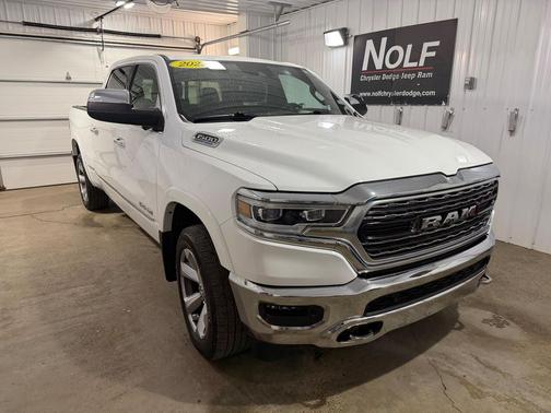 Bright White Clearcoat 2022 RAM 1500 Limited