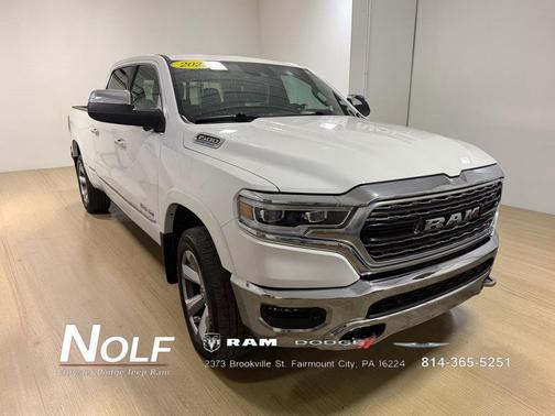 Bright White Clearcoat 2022 RAM 1500 Limited