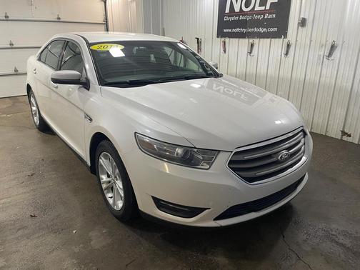 2014 Ford Taurus SEL