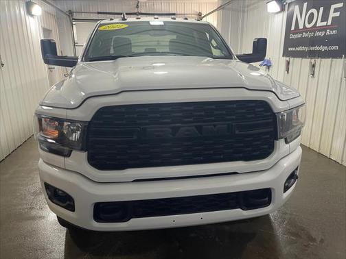 2022 RAM 2500 Big Horn Crew Cab 4x4 6'4' Box
