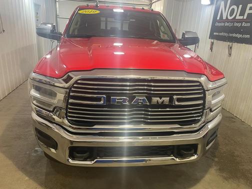 2019 RAM 2500 Laramie Crew Cab 4x4 6'4' Box