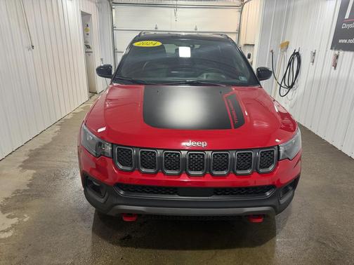 2024 Jeep Compass Trailhawk