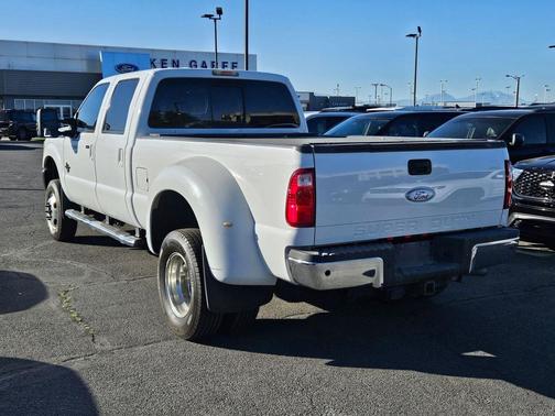Oxford White 2011 Ford F-350 Lariat