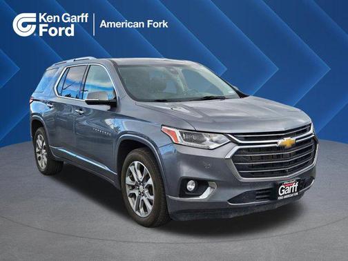 Satin Steel Metallic 2020 Chevrolet Traverse Premier