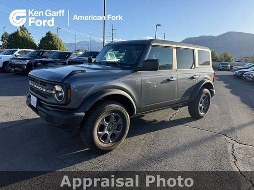Carbonized Gray Metallic 2025 Ford Bronco Big Bend