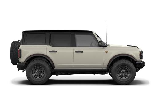 Desert Sand 2026 Ford Bronco Badlands
