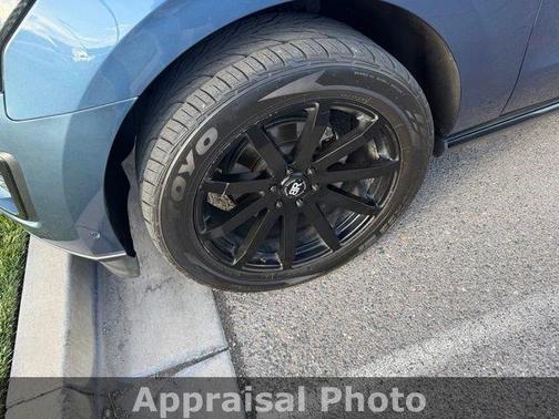 Blue Metallic 2019 Ford Expedition Limited