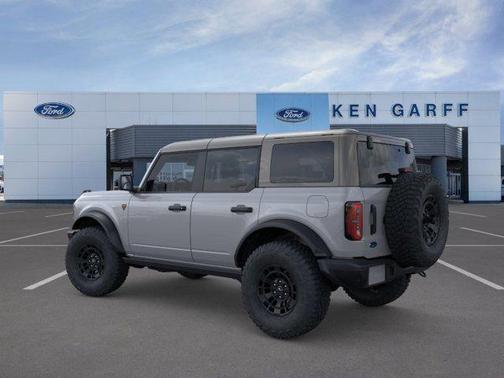 Avalanche 2026 Ford Bronco Badlands