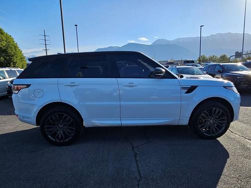 White 2017 Land Rover Range Rover Sport 3.0L Supercharged HSE Dynamic