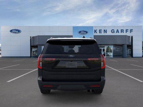Agate Black Metallic 2026 Ford Expedition Tremor
