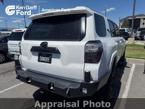 Super White 2018 Toyota 4Runner TRD Off Road