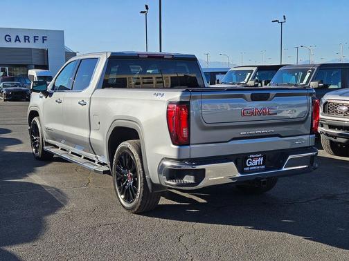 Sterling Metallic 2024 GMC Sierra 1500 SLT