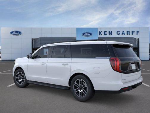 Oxford White 2026 Ford Expedition Max Active 4x4