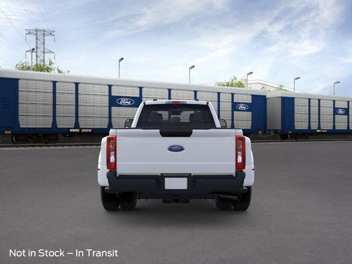 Oxford White 2026 Ford F-350 XL