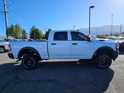 Bright White Clearcoat 2024 RAM 2500 Tradesman Crew Cab 4x4 6'4' Box