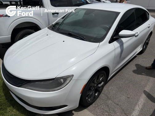 Bright White Clearcoat 2015 Chrysler 200 S