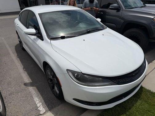 Bright White Clearcoat 2015 Chrysler 200 S