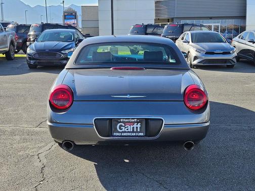 Gray 2003 Ford Thunderbird