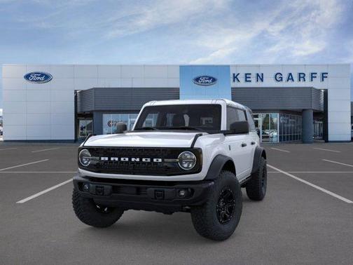 Oxford White 2026 Ford Bronco Big Bend