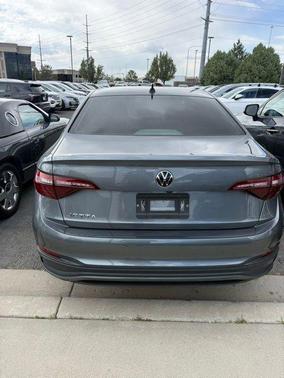 Platinum Gray Metallic 2023 Volkswagen Jetta 1.5T S