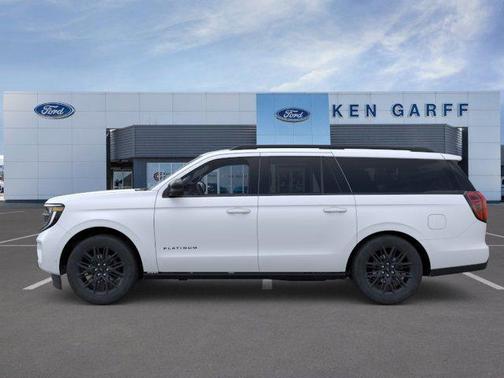 Star White Metallic Tri-Coat 2026 Ford Expedition Max Platinum