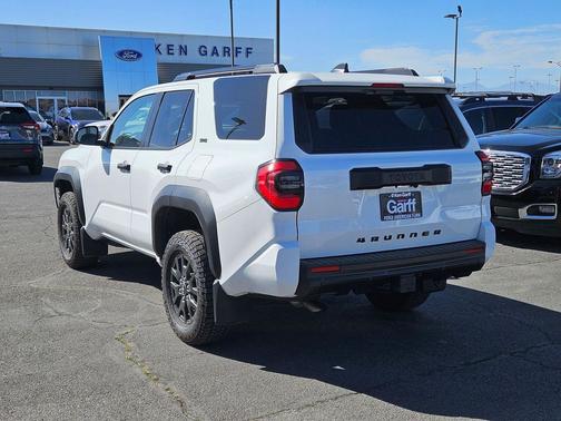 Ice 2025 Toyota 4Runner SR5