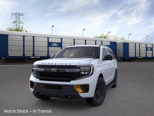 Space Silver Metallic 2026 Ford Expedition Tremor