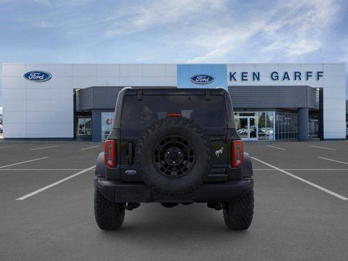 Shadow Black 2026 Ford Bronco Badlands