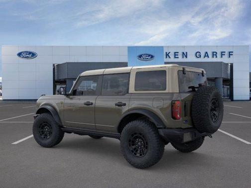Marsh Gray 2026 Ford Bronco Badlands