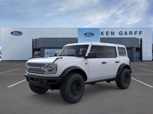 Oxford White 2026 Ford Bronco Badlands