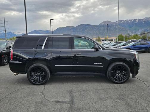 Onyx Black 2020 GMC Yukon Denali
